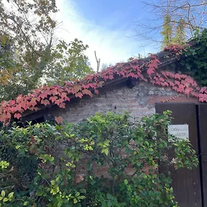 Casa Delle Meridiane Bed & Breakfast